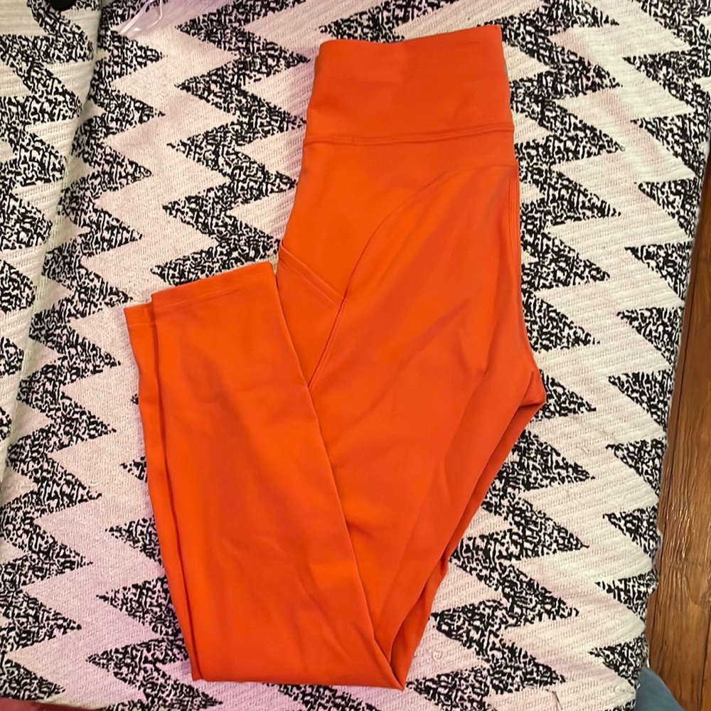 Lululemon invigorate legging
